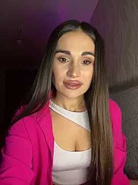 Snapshot of MonikaSi chatting on February 5, 4:44 pm MonikaSi online show from February 5, 4:44 pm