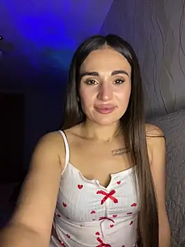 Snapshot of MonikaSi chatting on February 8, 8:12 pm MonikaSi online show from February 8, 8:12 pm