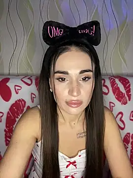 Snapshot of MonikaSi chatting on February 23, 5:54 pm MonikaSi online show from February 23, 5:54 pm