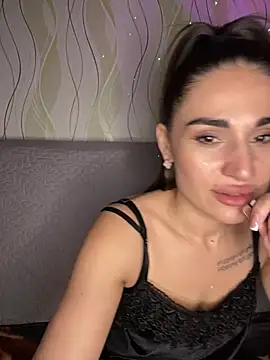 Snapshot of MonikaSi chatting on February 25, 2:48 pm MonikaSi online show from February 25, 2:48 pm