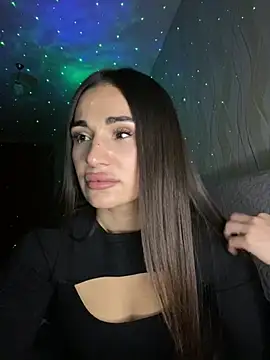 Snapshot of MonikaSi chatting on March 1, 4:42 pm MonikaSi online show from March 1, 4:42 pm