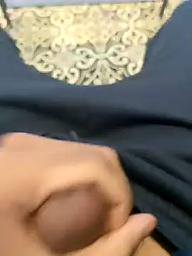 bbcgirthy online show from February 8, 11:13 am