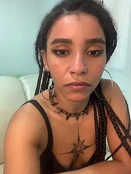 Lillith Bloom online show from April 3, 2:48 pm