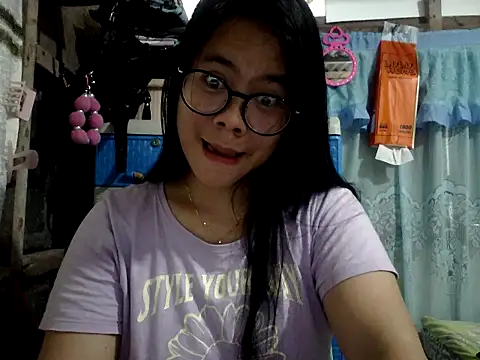 xxdreamgirl69 online show from March 11, 1:22 am