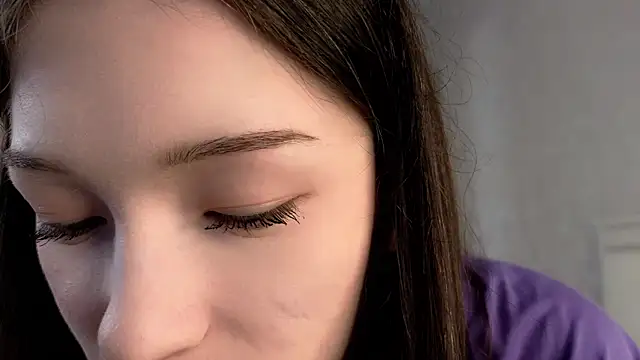 YvonneShames online show from December 16, 11:15 am