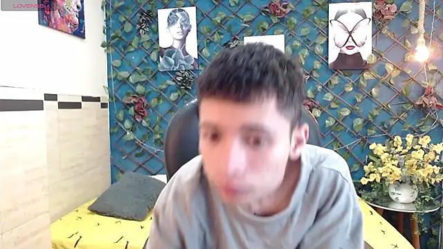 Snapshot of LucassSmith11 chatting on June 15, 1:13 pm LucassSmith11 online show from June 15, 1:13 pm
