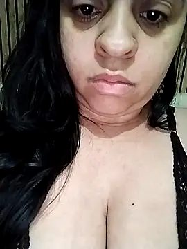 Snapshot of hirla chatting on June 26, 3:22 am hirla online show from June 26, 3:22 am