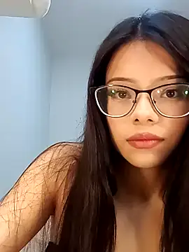 omifresita online show from June 12, 4:50 pm
