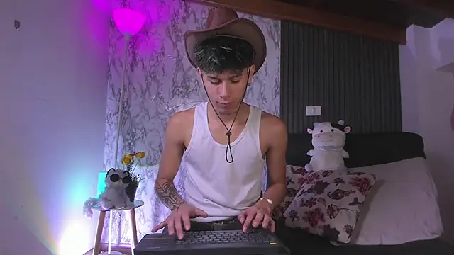 Jake beach  online show from February 9, 3:21 am