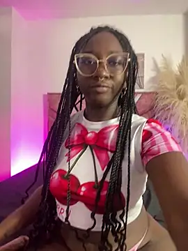 ZahhyGrey online show from April 18, 10:32 pm