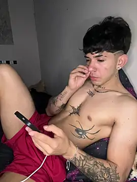 wil hot online show from February 7, 3:49 pm