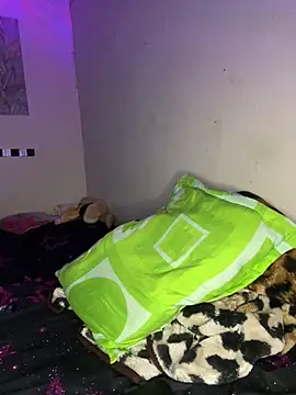 wil hot online show from February 13, 4:03 pm