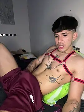 wil hot online show from February 18, 5:09 pm