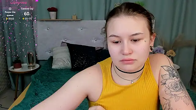 MilanaXHoney online show from February 24, 12:52 am