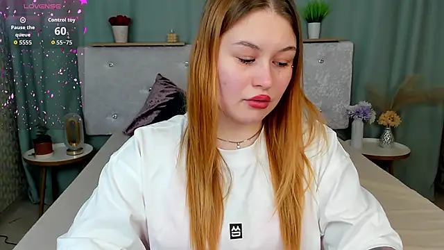 MilanaXHoney online show from February 28, 1:06 am