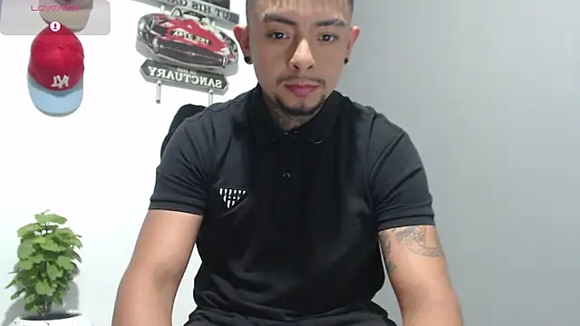 BASTIAN NICOLAS  online show from February 9, 5:39 pm