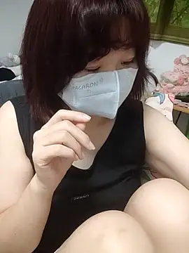 miniiceyya online show from April 2, 3:53 pm