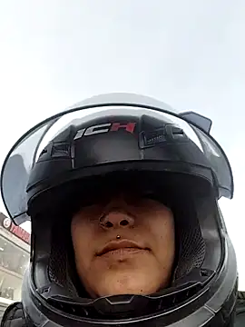 Snapshot of Mariana_eclipse chatting on February 6, 12:19 pm Mariana eclipse online show from February 6, 12:19 pm