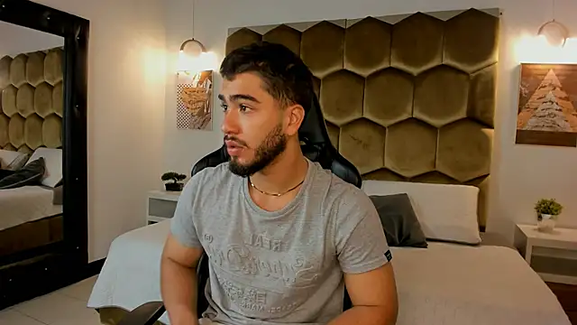 Franco banderas online show from February 26, 10:14 am