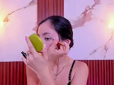 Snapshot of MiaLovely1 chatting on January 16, 7:29 pm MiaLovely1 online show from January 16, 7:29 pm