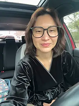 A-ZJunn online show from March 3, 7:14 am