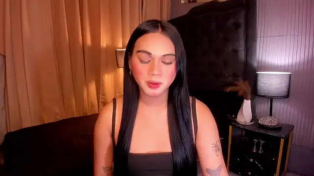 Snapshot of asianhugecockjulia chatting on March 4, 3:07 pm asianhugecockjulia online show from March 4, 3:07 pm