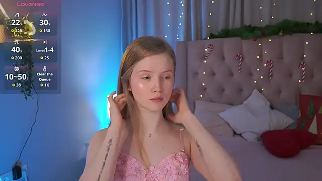 LilianHoward online show from January 11, 12:32 pm