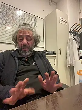 Petebulimia online show from June 2, 5:42 am