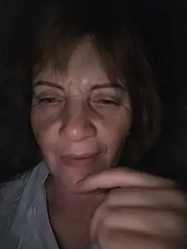 MichelleLove48 online show from June 5, 11:43 pm