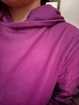 gatitachula93 online show from February 27, 3:01 pm