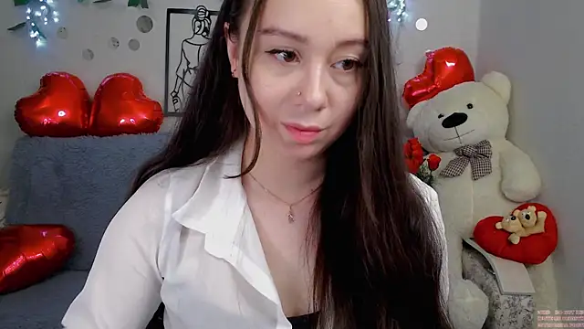 Snapshot of AlinaEleven chatting on June 6, 11:53 pm AlinaEleven online show from June 6, 11:53 pm