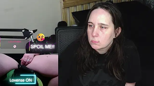 msgamergirl69 online show from April 17, 5:32 am