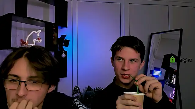 leo valor online show from January 5, 7:28 pm