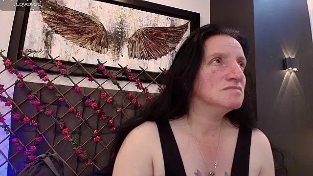 Andre cloefoxx  online show from March 17, 3:00 am