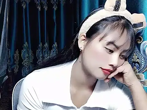 Snapshot of Nana569 chatting on January 7, 7:33 am Nana569 online show from January 7, 7:33 am