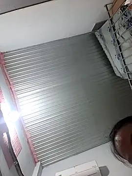 felicity chloe online show from April 5, 12:13 pm