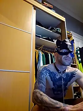Snapshot of scotbhoyscott chatting on June 20, 7:27 pm scotbhoyscott online show from June 20, 7:27 pm