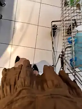 Miky Lyn online show from February 6, 5:56 am