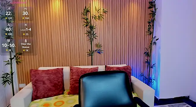 TiffanyHoustton online show from March 31, 11:54 am