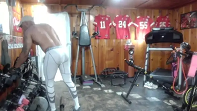 Black-Silver-Fox online show from April 6, 7:59 pm