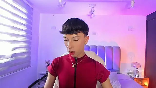 Jamess Carterr  online show from March 4, 8:37 pm