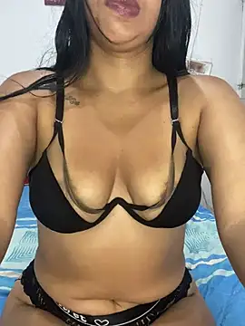 Jennmyller  online show from June 6, 7:29 pm
