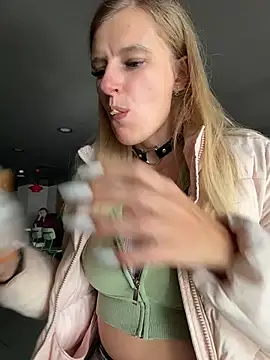 Betsy online show from March 29, 1:33 pm