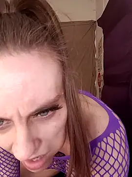 snowbird1117 online show from February 19, 2:02 pm