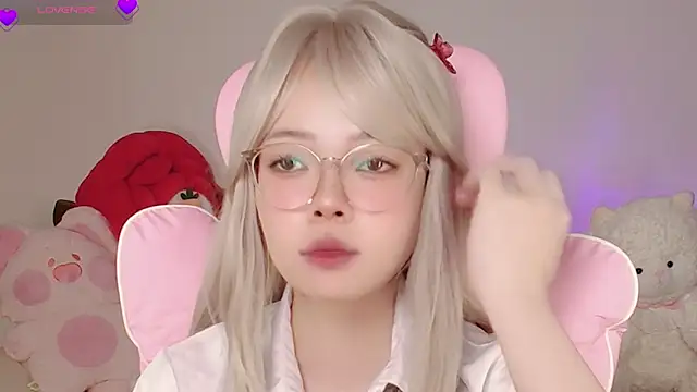 Miyeoonn online show from June 3, 3:39 pm