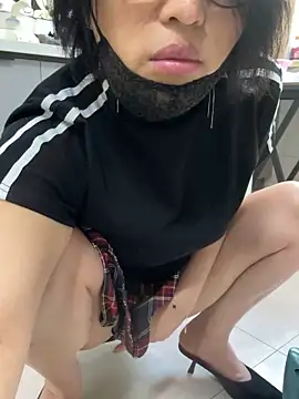 luckybaby666999 online show from May 16, 1:13 am