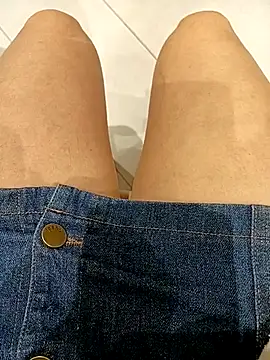 Baby-Linh online show from January 8, 5:32 am