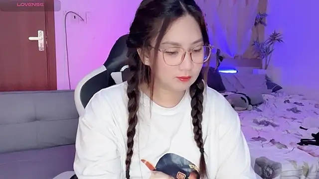 Ni-Ni 2K online show from July 18, 3:54 am