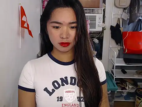 Snapshot of voganmarie chatting on June 27, 7:57 am voganmarie online show from June 27, 7:57 am