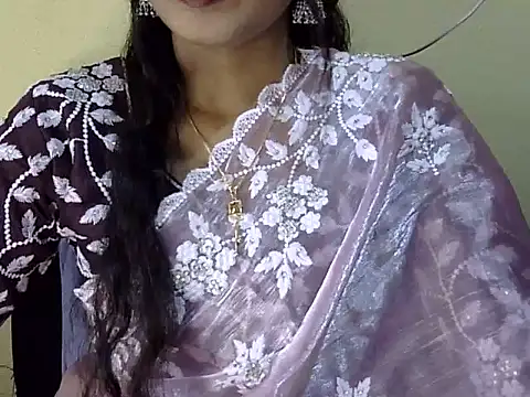 Snapshot of Shab_M chatting on February 14, 6:43 am Shab M online show from February 14, 6:43 am